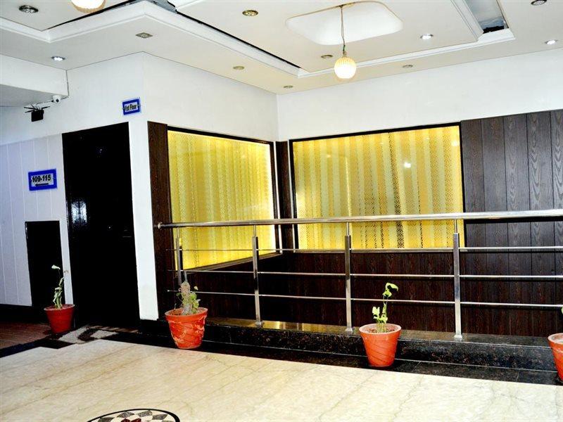 Hotel B.R. Inn Panipat Exterior photo